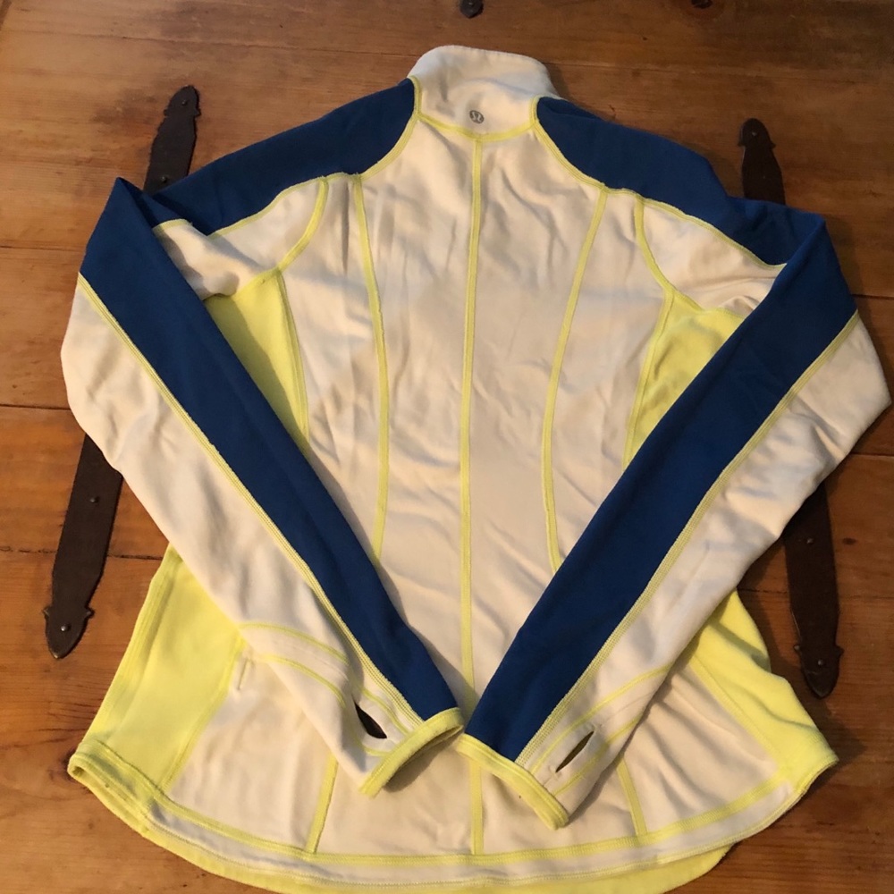 Lululemon Reversible Pullover Size 6 - image 7